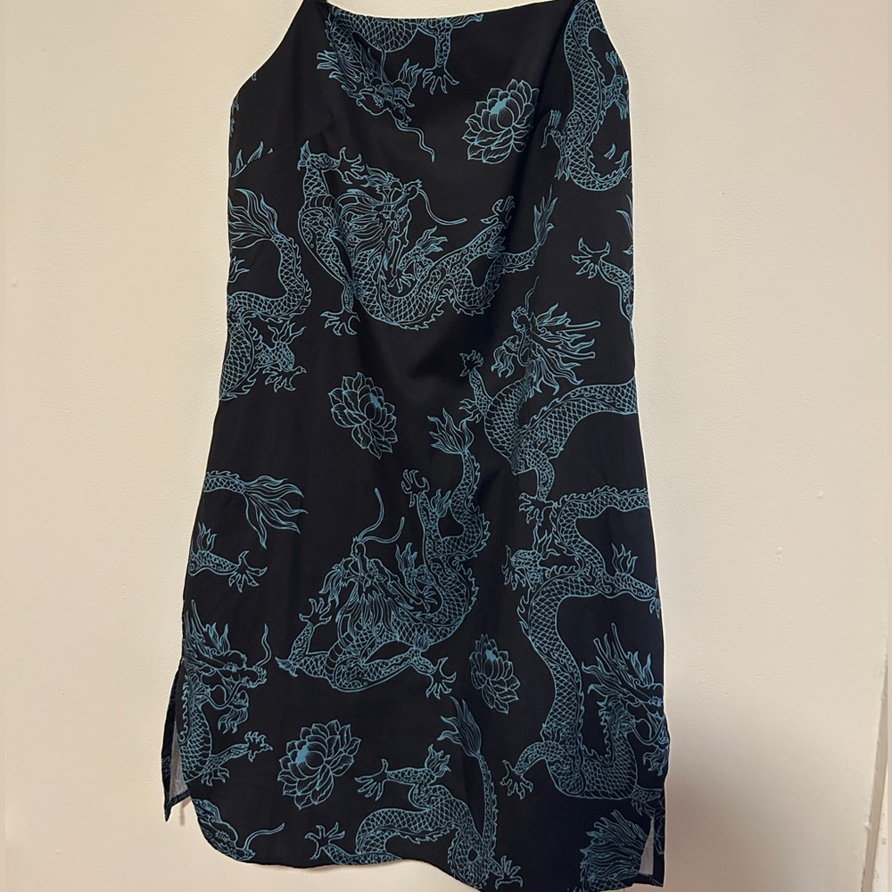 Black Dragon Mini Shift Dress - Picture 10 of 13